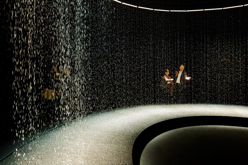 pluie-installation-elephant-paname-07