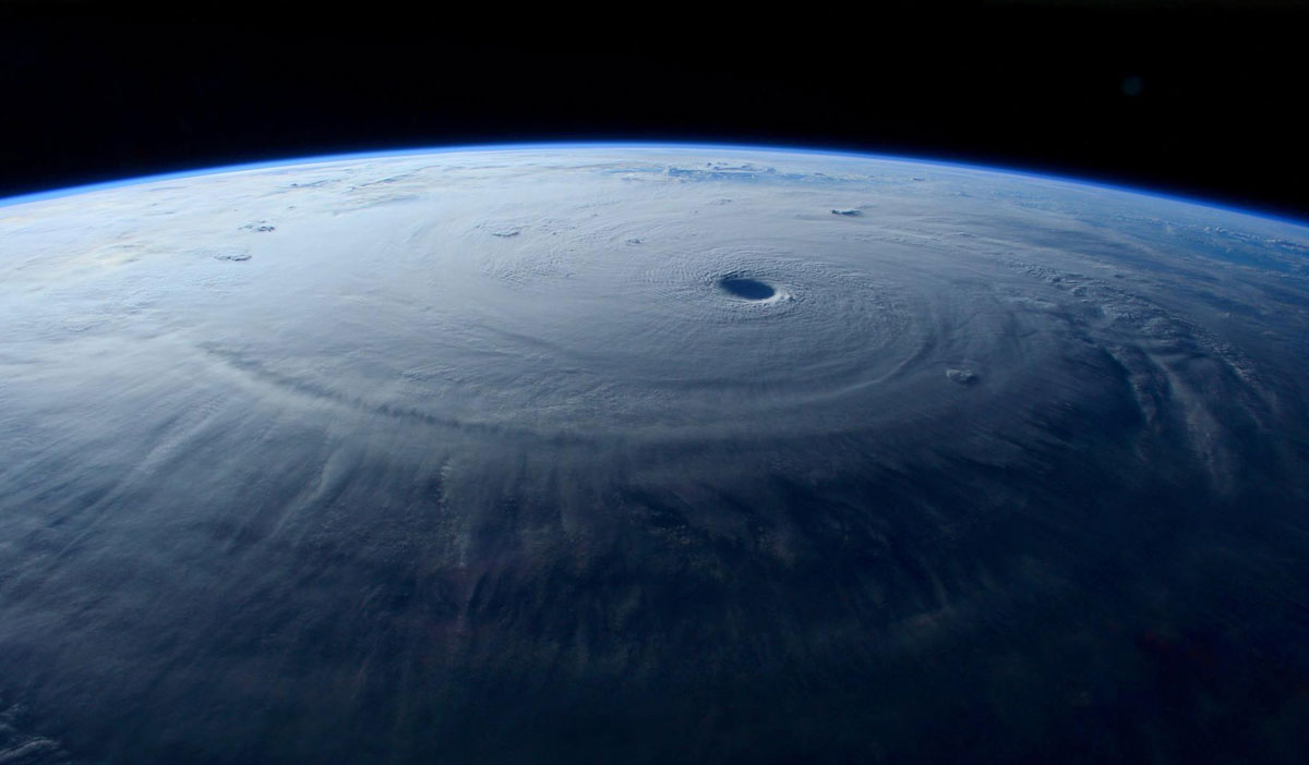 Des photos d’ouragans et de typhons depuis d’espace