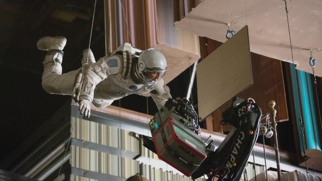 fin-interstellar-cinema-03