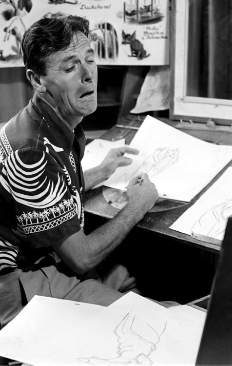 illustrateurs-disney-mirroir-modele-05