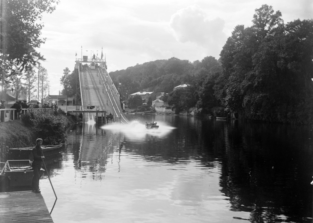 stunt-cascade-performance-ancien-vintage-10