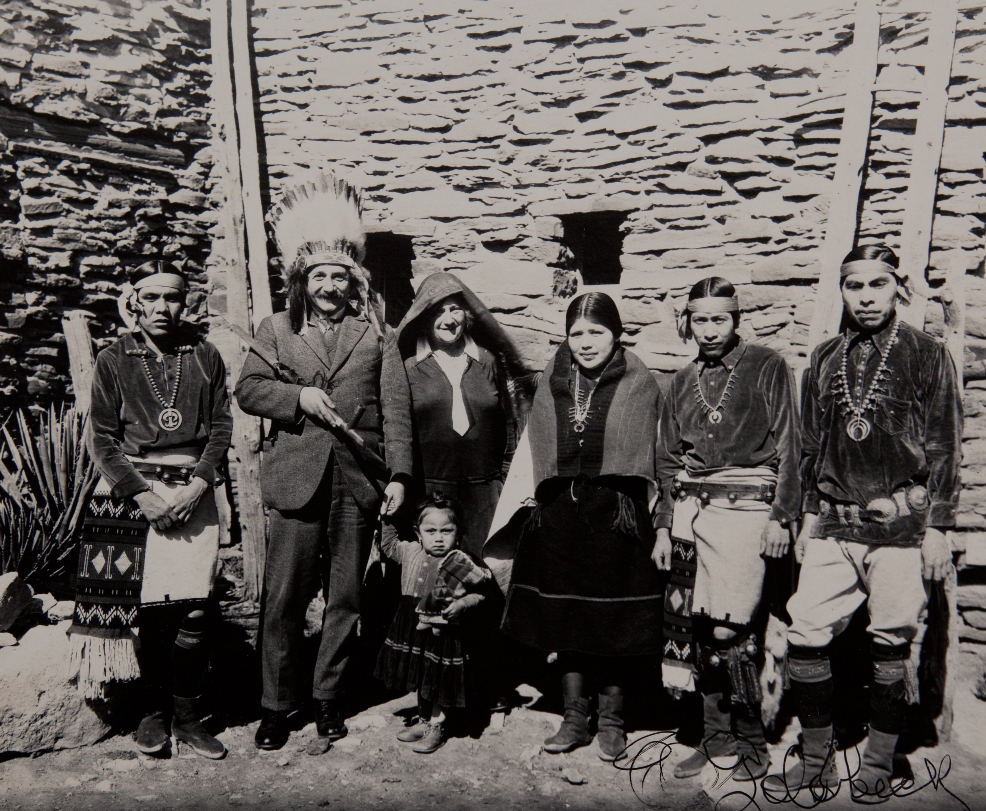Albert Einstein au Grand Canyon avec une famille amérindienne