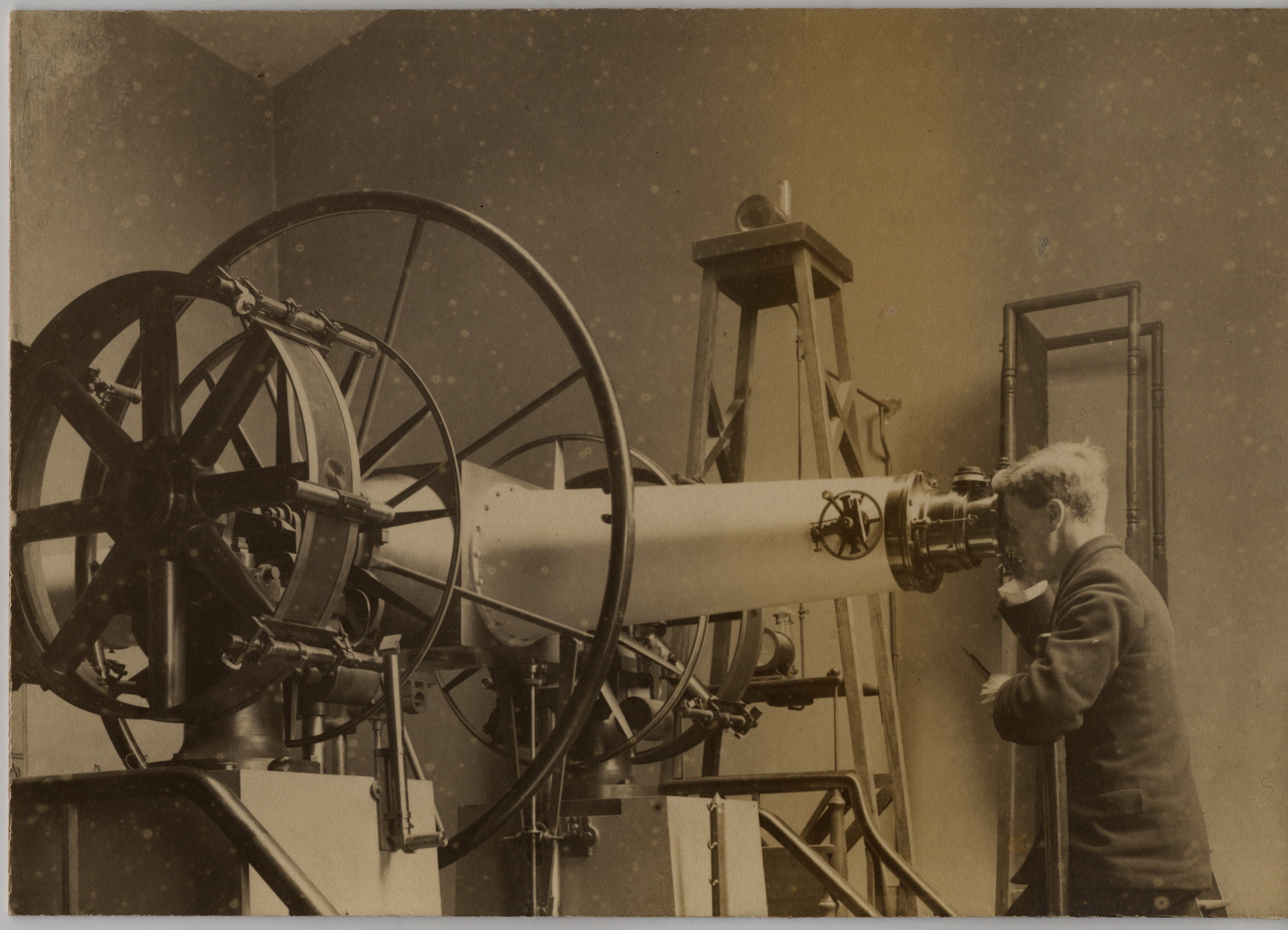 Des photos anciennes de télescopes