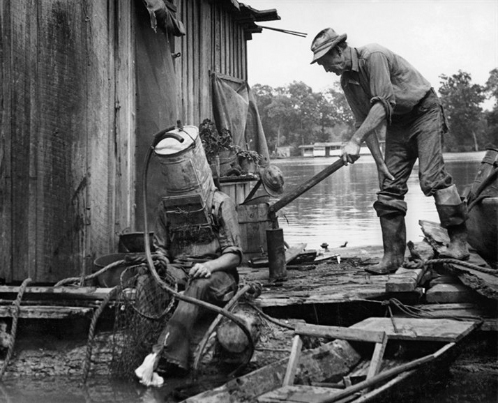[Mystère #176] Un plongeur dans le Mississippi en 1938