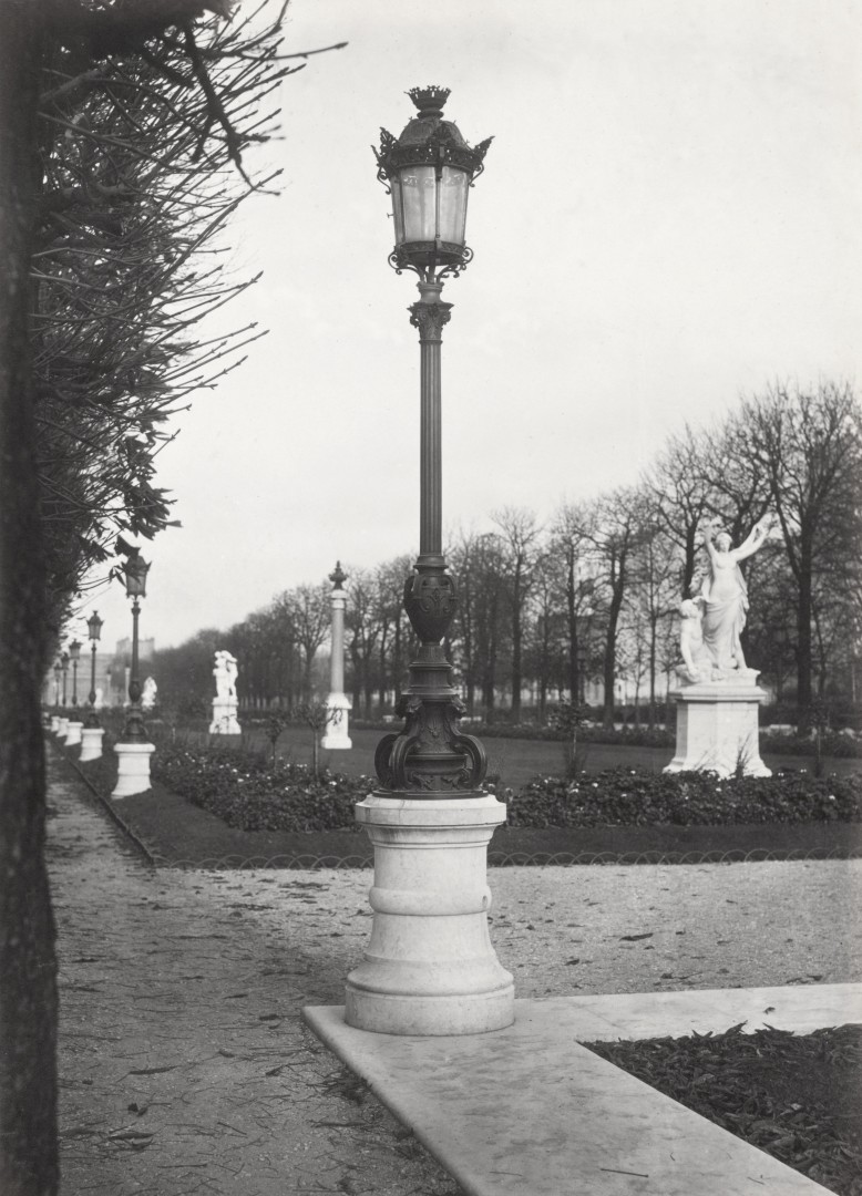 Lampadaire_Paris_Charles_Marville_Jardin_du_Luxembourg_1878