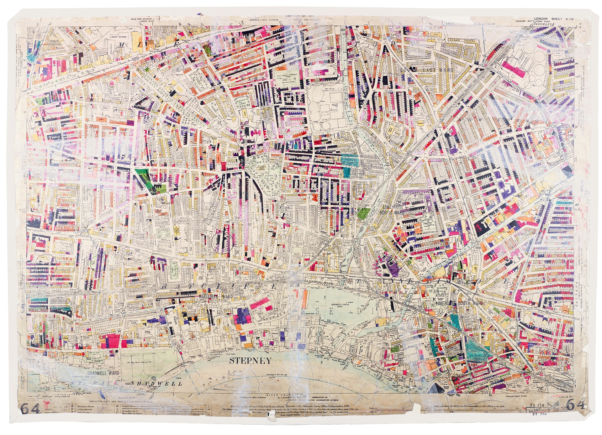Les cartes peintes à la main de la destruction de Londres pendant le Blitz