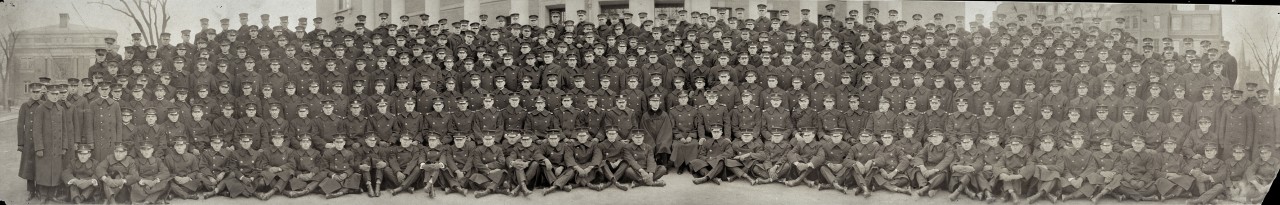 Group-photograph-of-servicemen