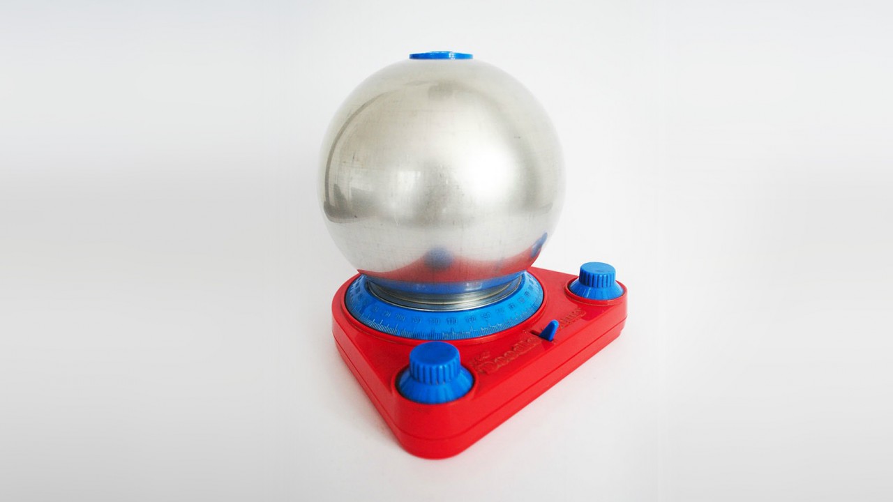 tyco-doodle-dome-ardoise-magique-sphere-01