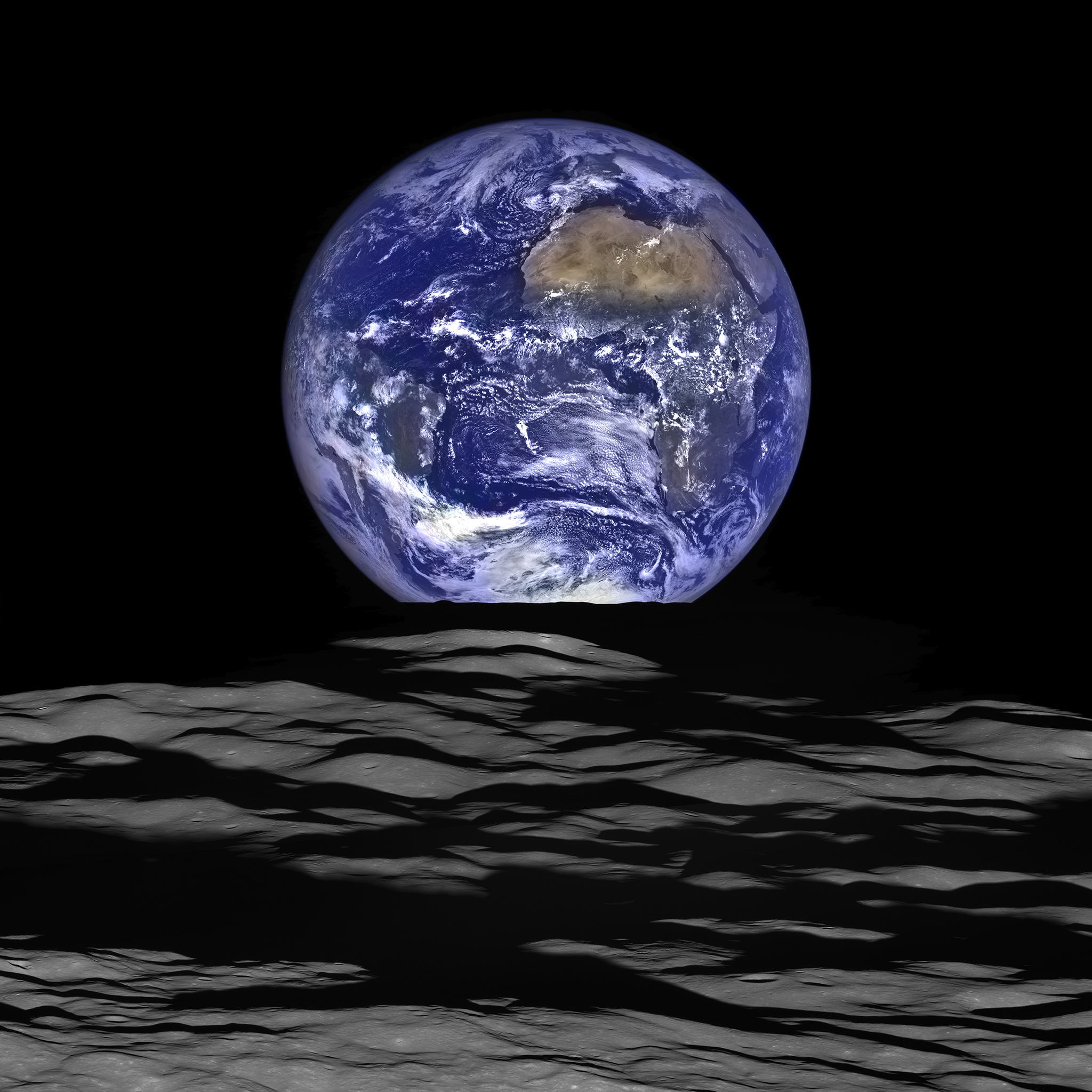 La Nasa penche un satellite pour photographier un lever de Terre