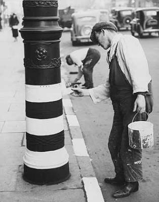 londres-ww2-blackout-ligne-blanche-zebre-07