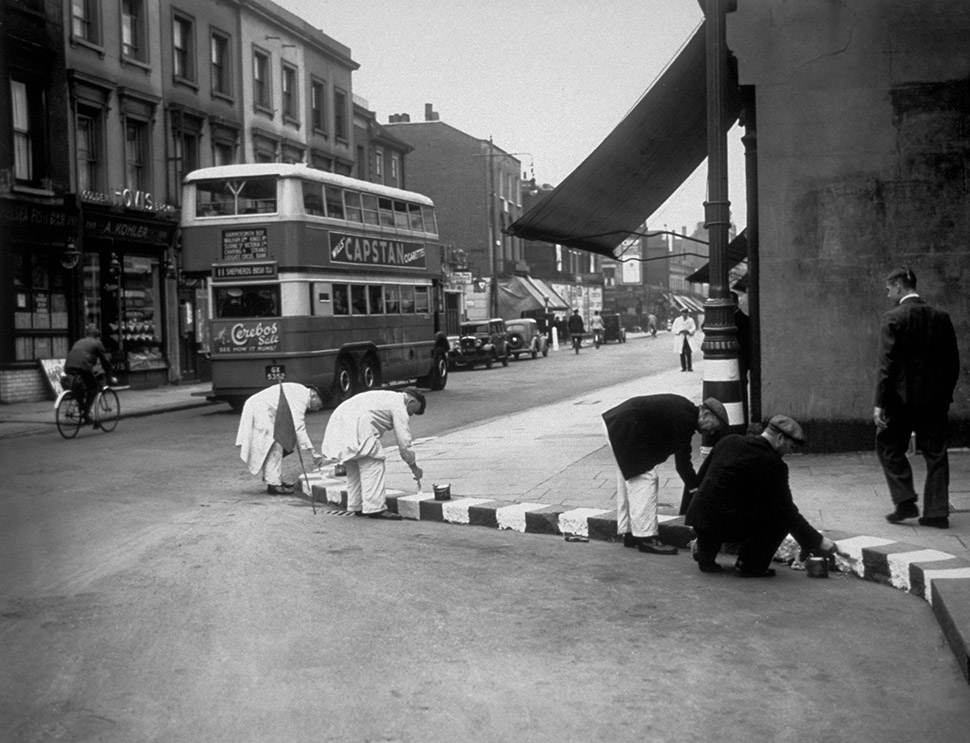 londres-ww2-blackout-ligne-blanche-zebre-10
