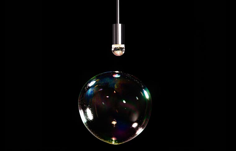 Surface-Tension-Lamp-4