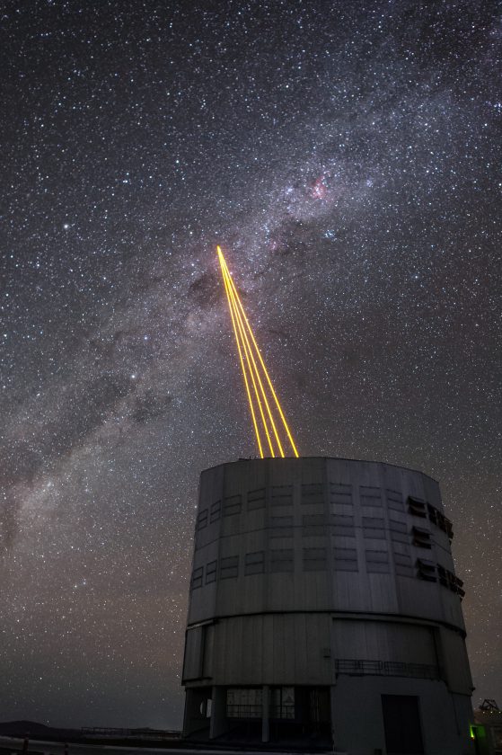 eso-vlt-laser-telescope-13