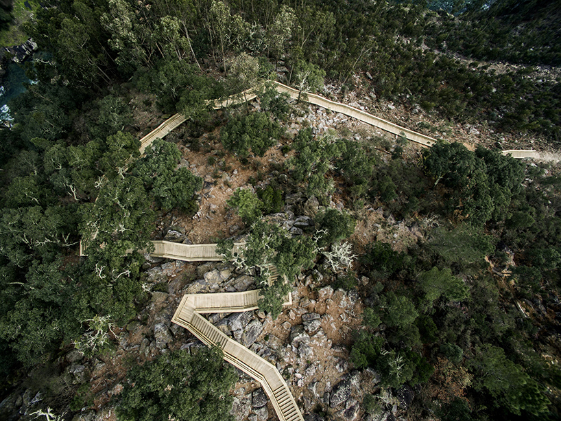 passerelle-bois-portugal-Paivai-05