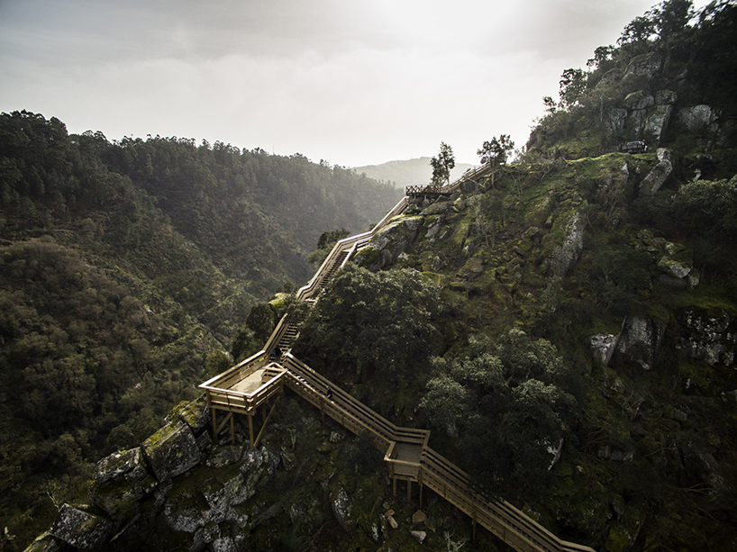 passerelle-bois-portugal-Paivai-10