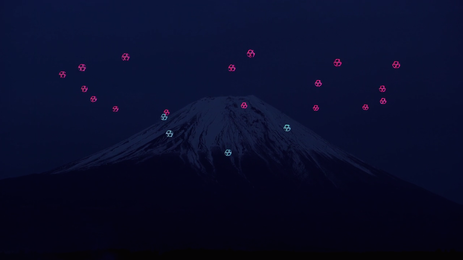 Un ballet de drones lumineux devant le Mont Fuji