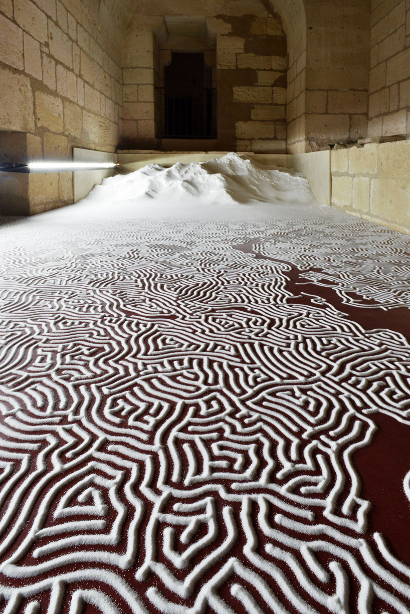 Un labyrinthe de sel à Aigues-Mortes