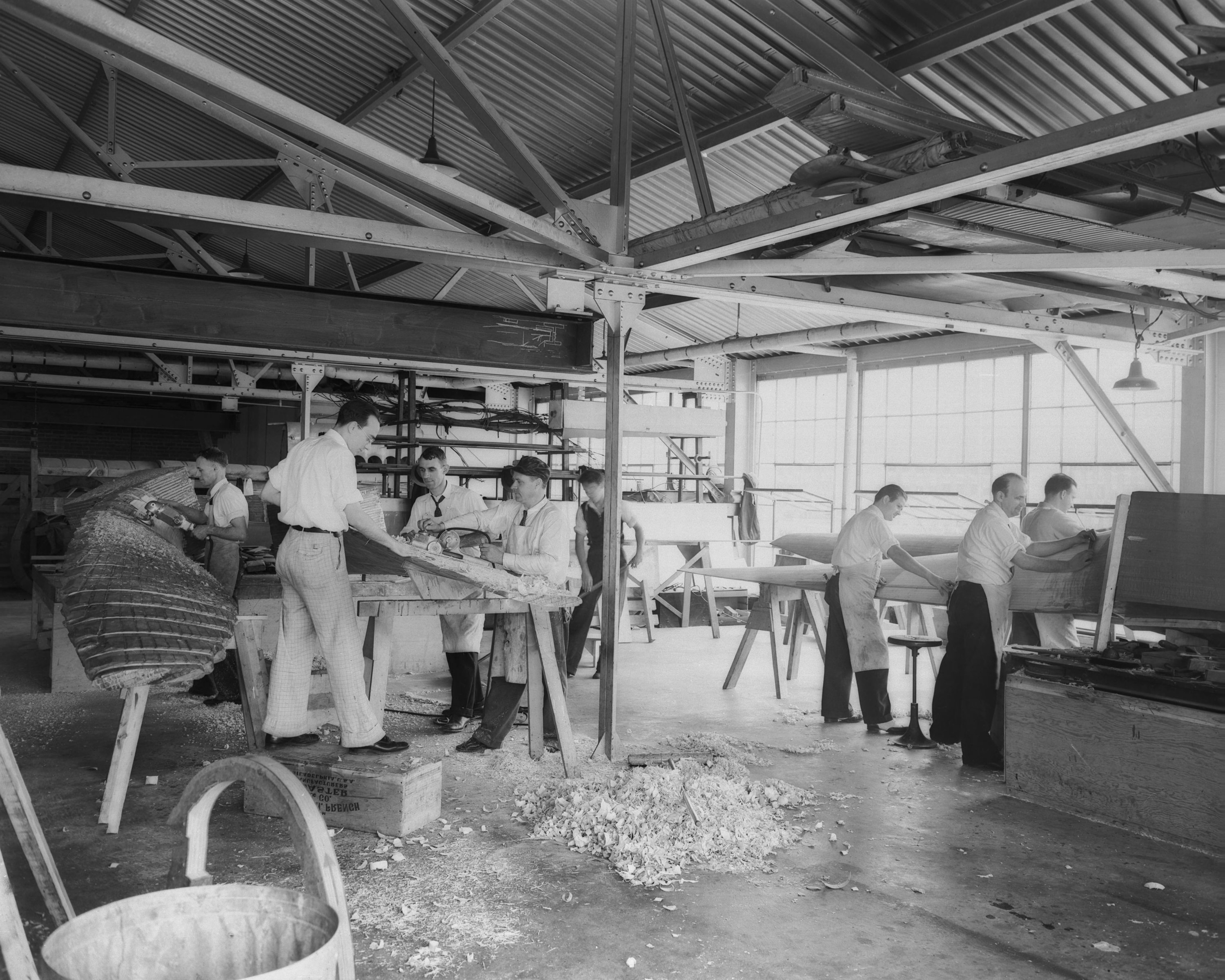 [Mystère #223] Des menuisiers fabriquent les pales d&rsquo;une soufflerie
