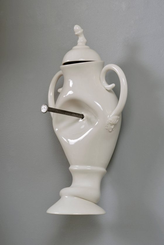vase-abime-violence-insuportable-12