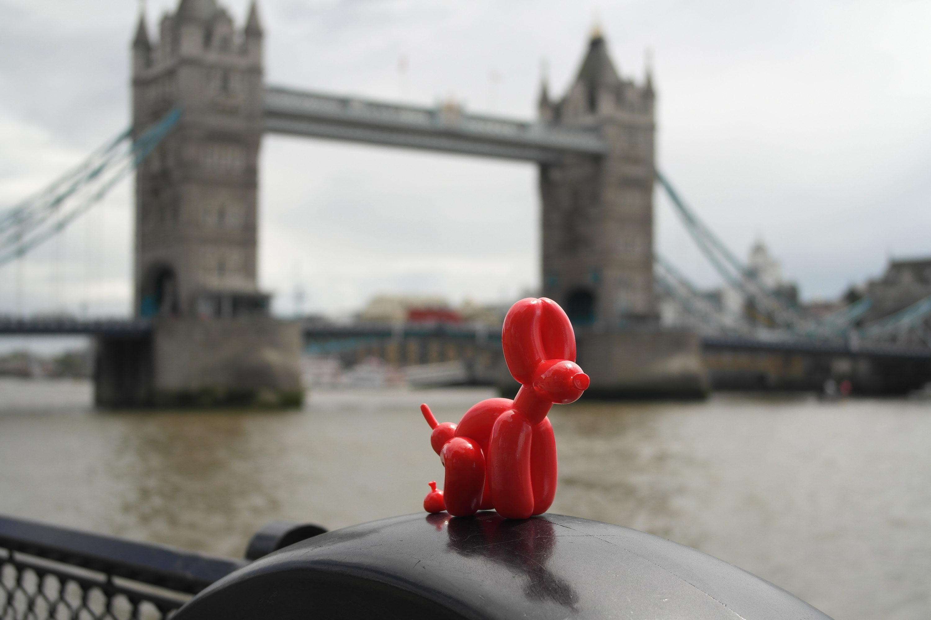 whatshisname-jeff-koons-chien-caca-05