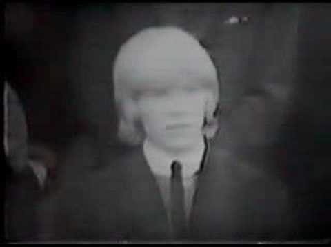 David Bowie à la télévision pour la première fois en tant que militant des cheveux longs