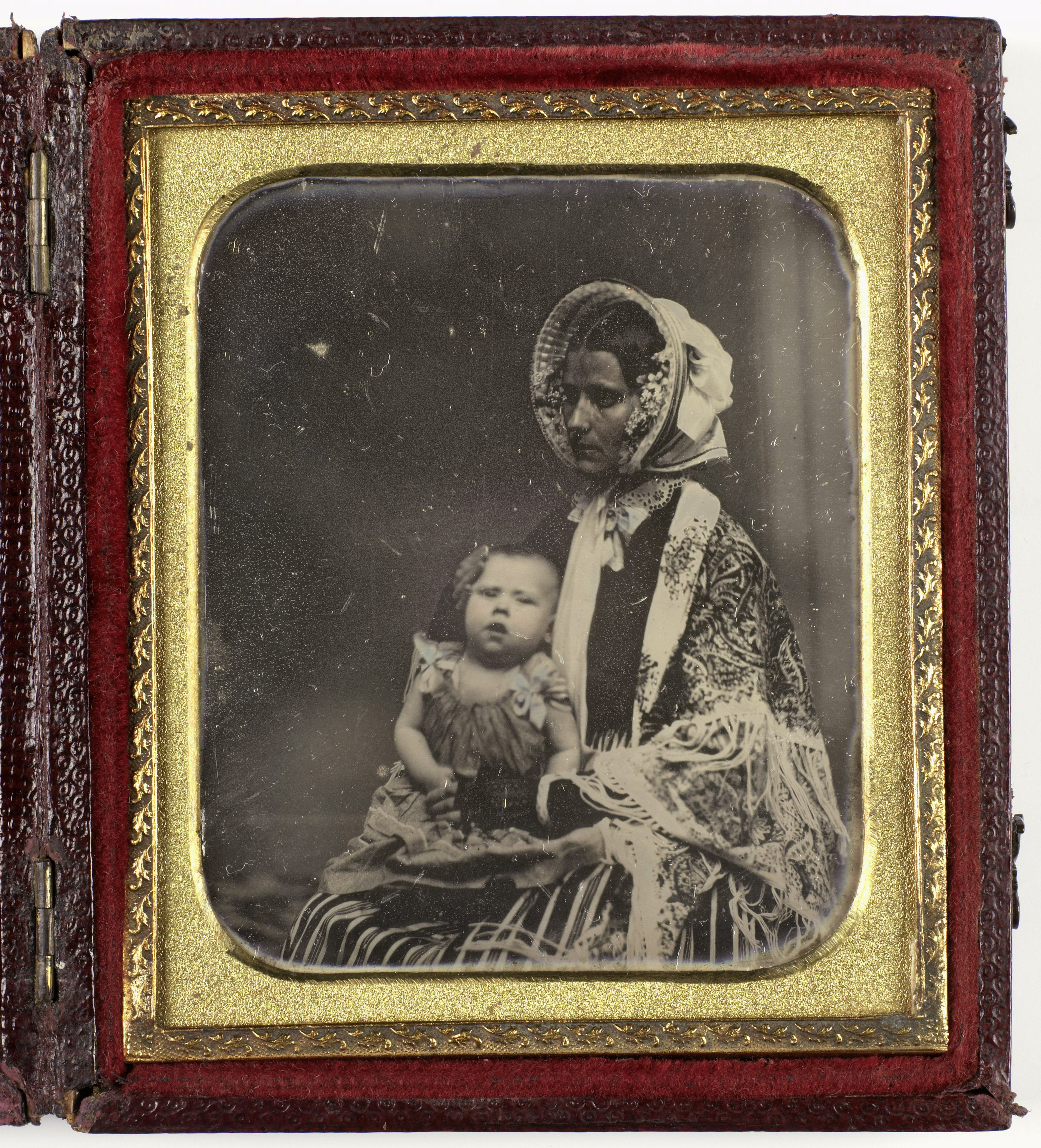portrait-enfant-mouvement-parent-flou-02