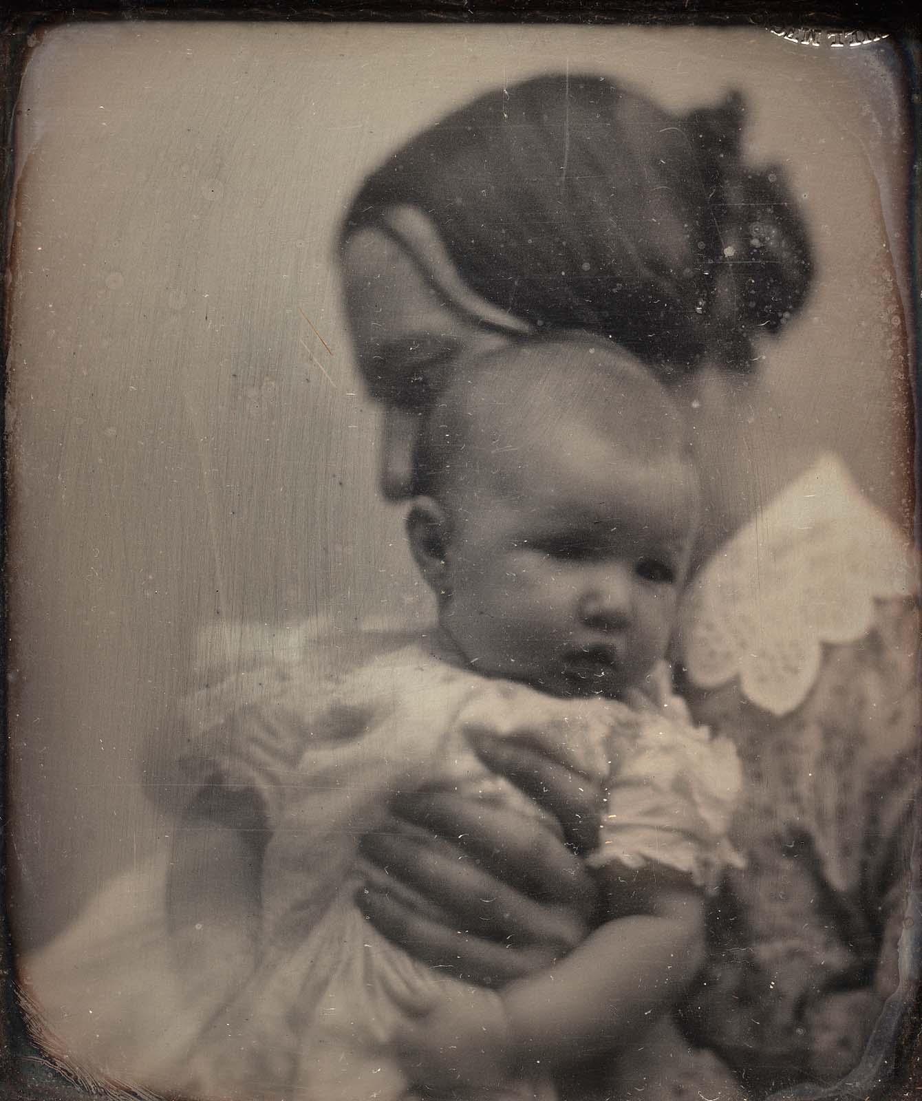 portrait-enfant-mouvement-parent-flou-09