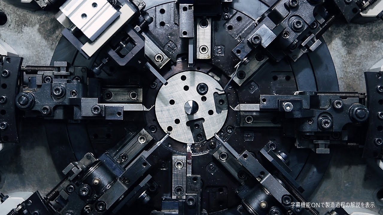 Les machines qui font les ressorts c&rsquo;est cool et hypnotisant