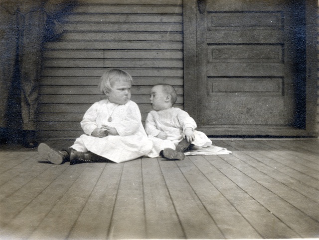 photo-ancienne-famille-vernaculaire-78