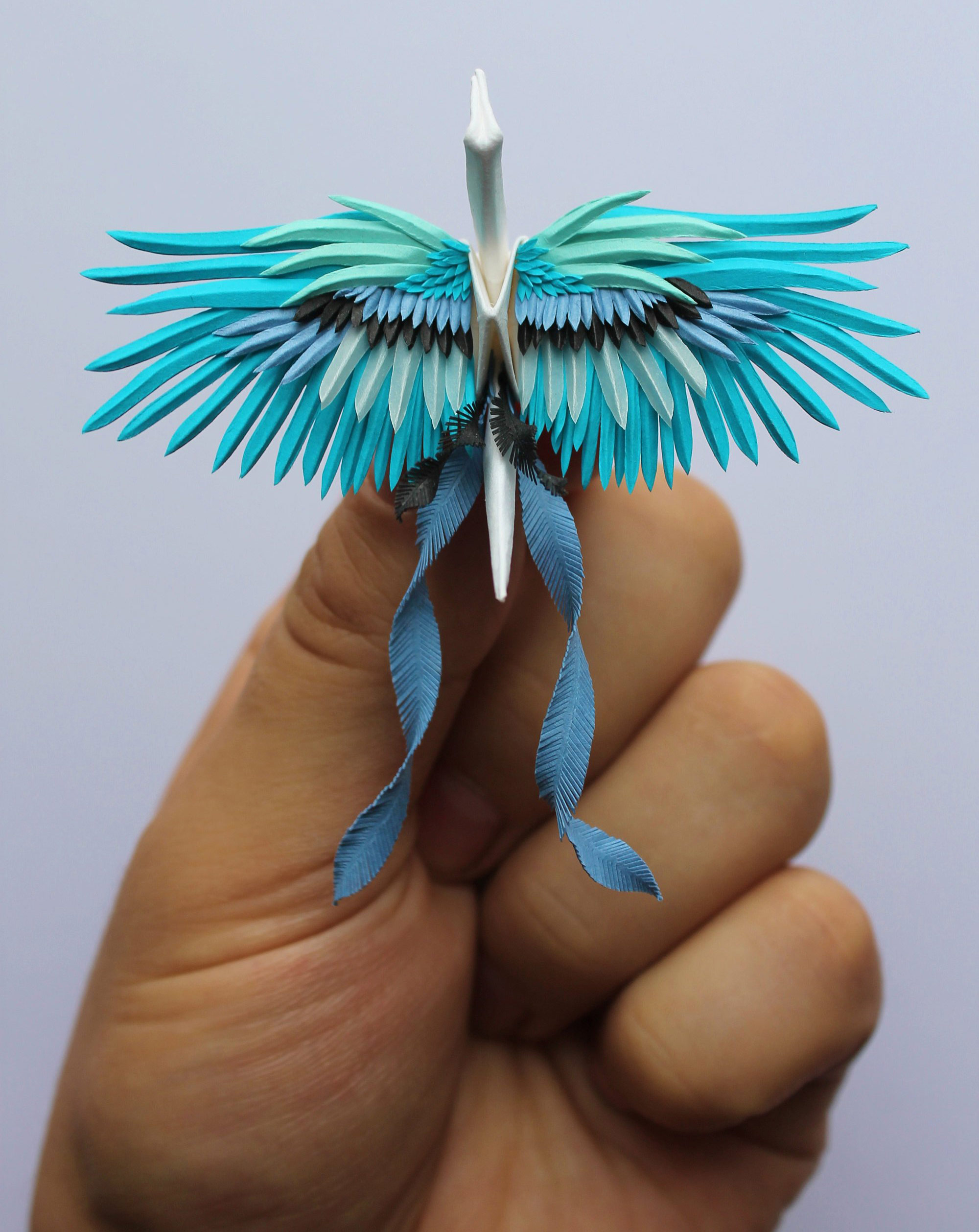 Бумажный журавль. Кристиан Марианчук оригами Журавлик. Красивые оригами. Журавль оригами. Объемные бумажные птицы.