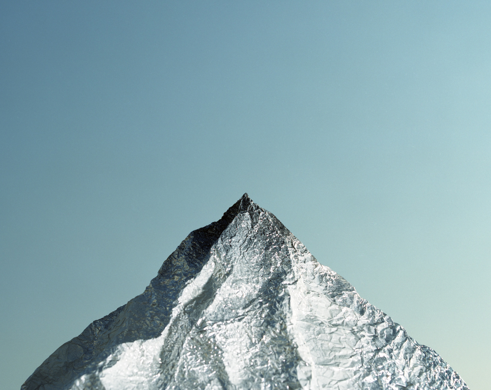 Primal Mountain : des montagnes en papier d’alu
